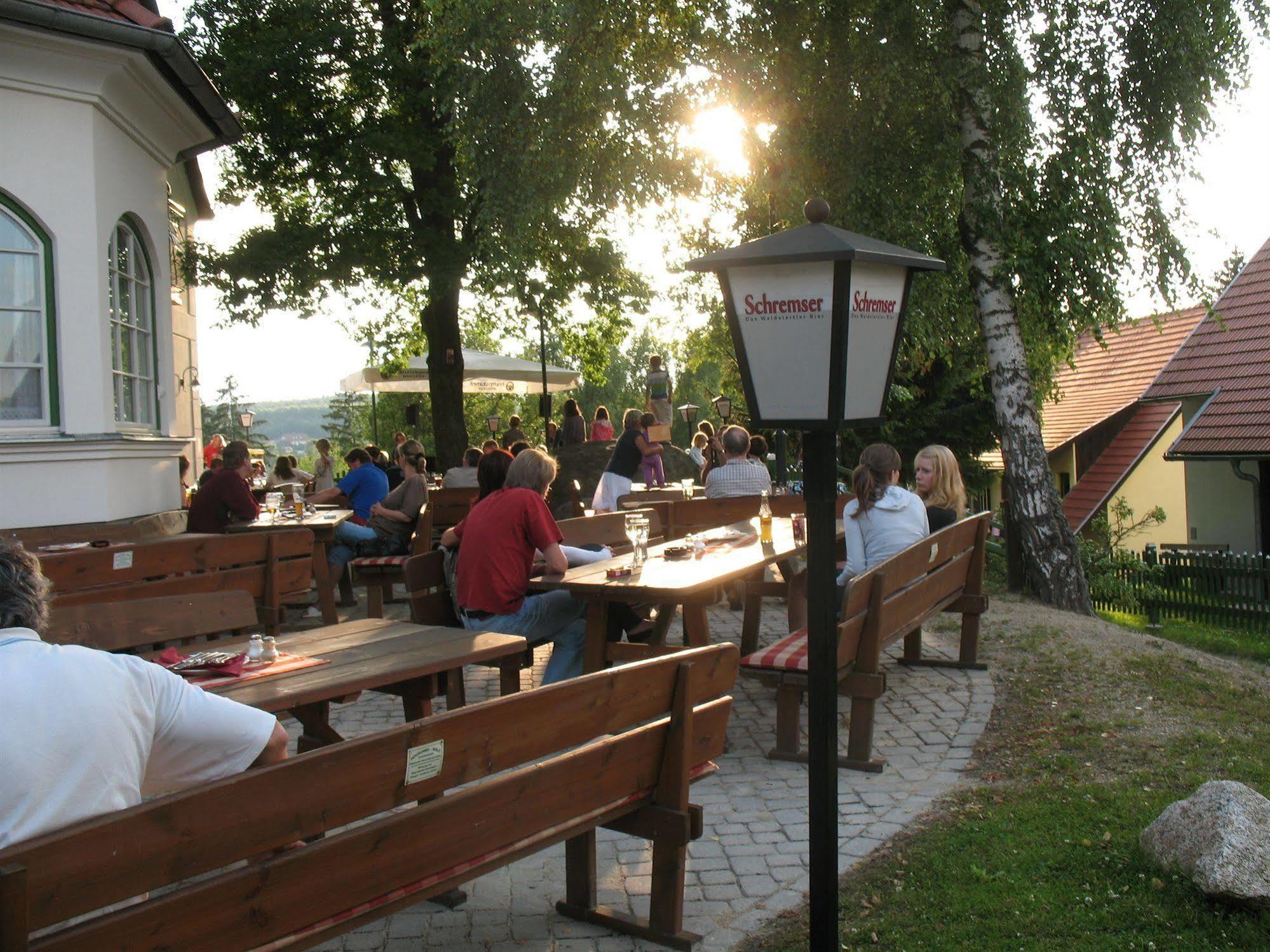 Hotel Theater- Und Feriendorf Koenigsleitn Gmbh Litschau Exterior foto